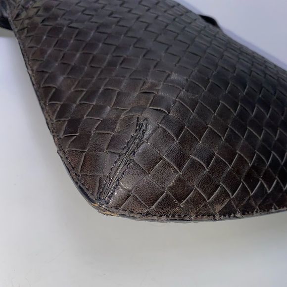 AUTHENTIC Bottega Veneta Leather Weave Shoulder Bag Brown Medium - Picture 7 of 13
